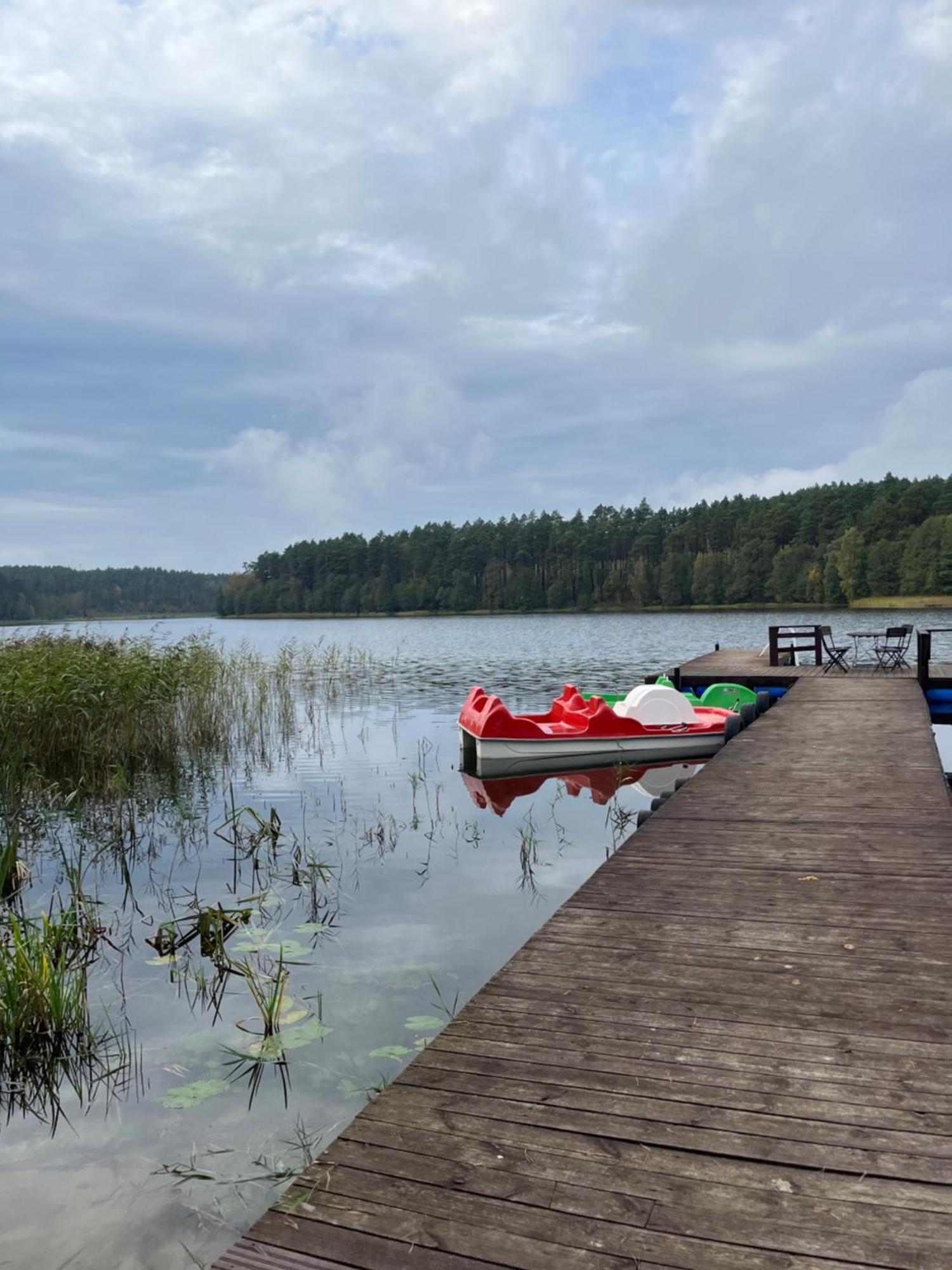 Domek Caloroczny Hawaje Nad Jeziorem Kazub Cieciorka Экстерьер фото
