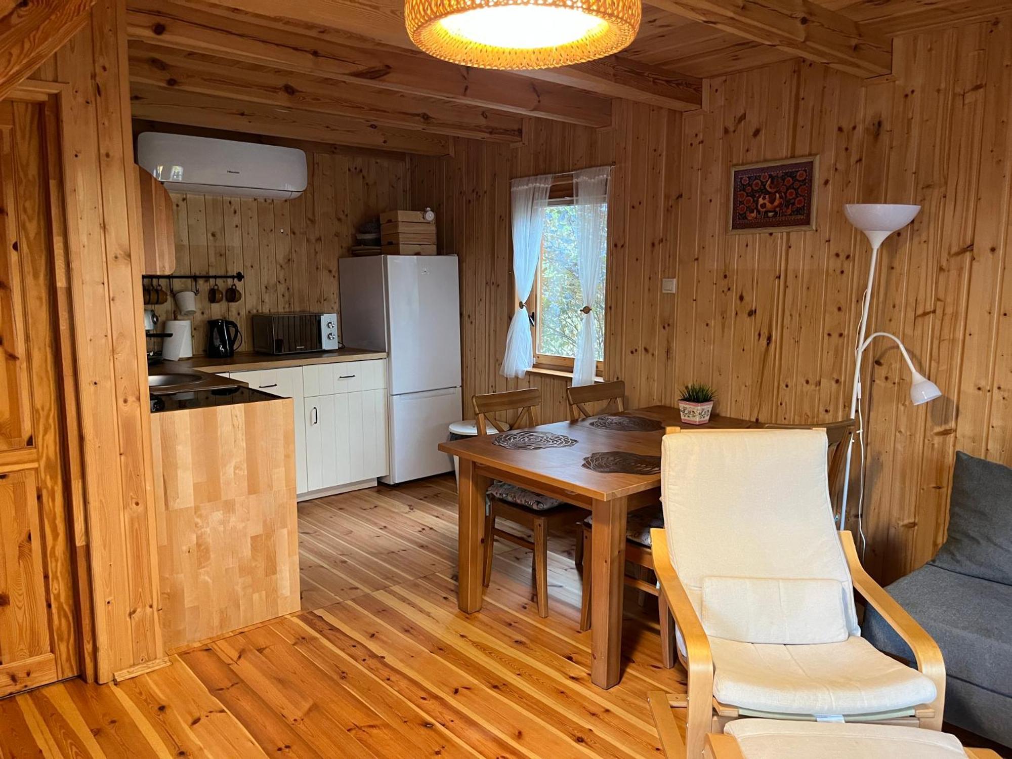 Domek Caloroczny Hawaje Nad Jeziorem Kazub Cieciorka Экстерьер фото